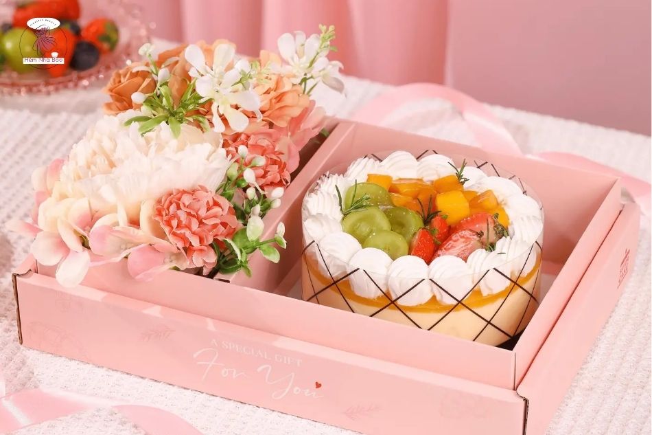 Cách phối hoa & bánh để đạt hiệu quả thẩm mỹ cao